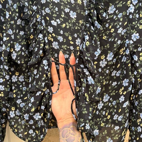 Abercrombie & Fitch Floral Black Blouse, women's medium - Picture 6 of 7